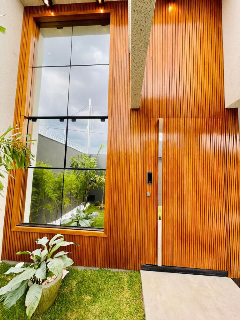 Porta de Madeira sob Medida